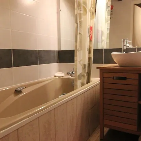 2 Pieces Avec Mezzanine, Balcon, Et Acces Direct Aux Pistes - Vieil Alpe - Fr-1-405-80 Apartment Alpe d'Huez